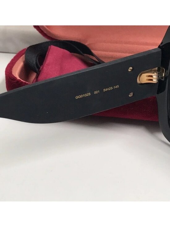 Authentic Gucci GG0102S 001 Oversized Black Sunglasses – New main image 5